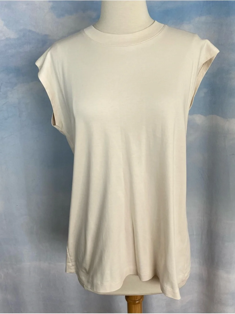 MM Lafleur Ivory Alina Muscle Tee Size Size Large - Picture 4 of 7